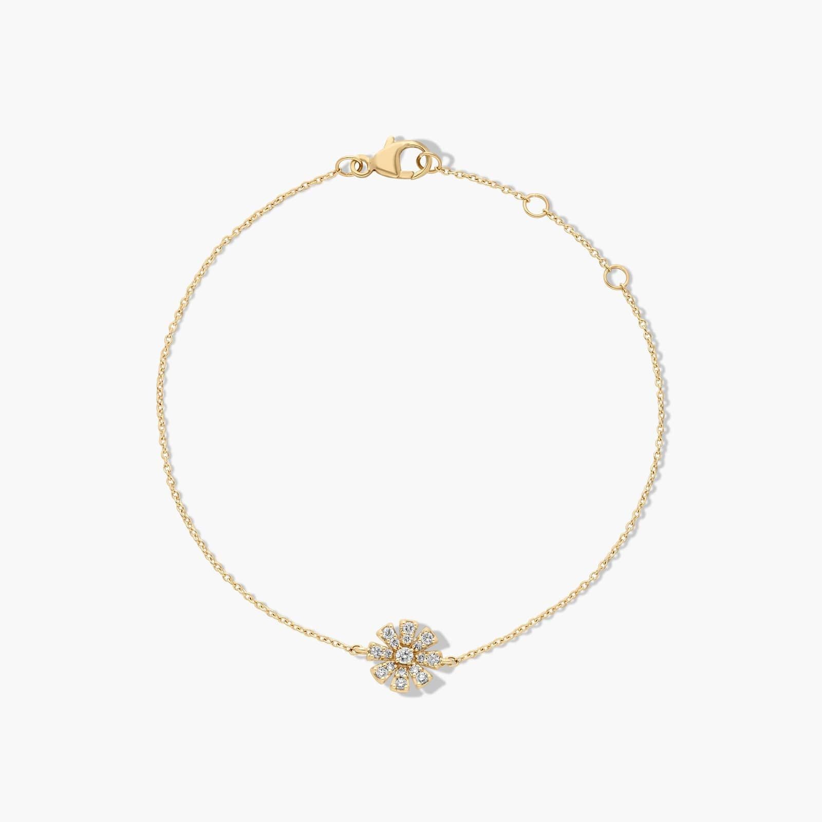 14K Yellow Gold Dainty Diamonds Pavé Flower Bracelet