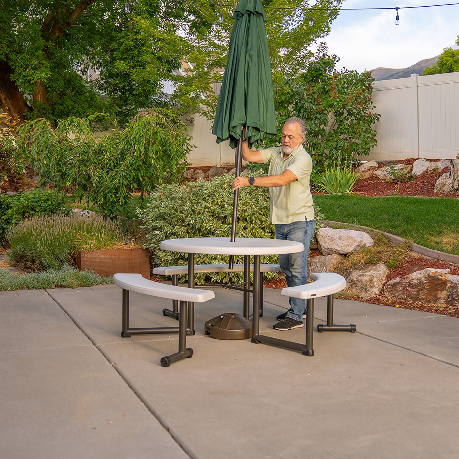 95252c42-cf4d-4e2d-bd90-685f012d8bf9 Lifetime 44-Inch Round Picnic Table