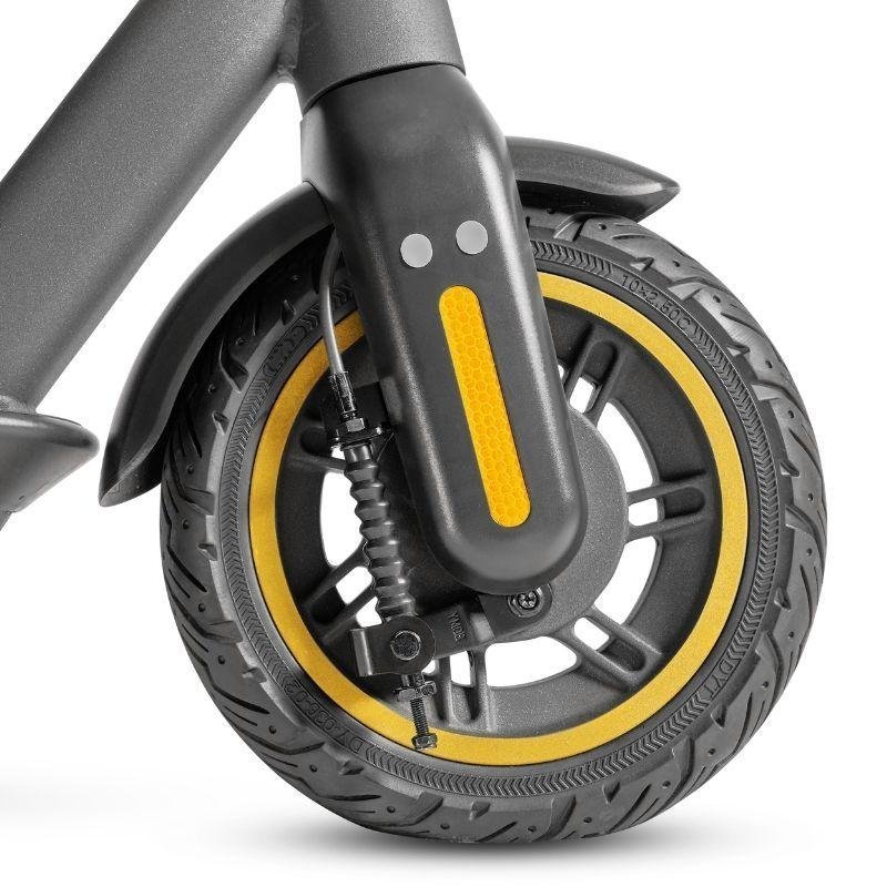AmpereGoElectricScooter-FrontWheel_0a2434a4-bb5d-4db4-a9dd-1467357c0d79 Ampere Go 350W Electric Scooter (Ex-Demo)