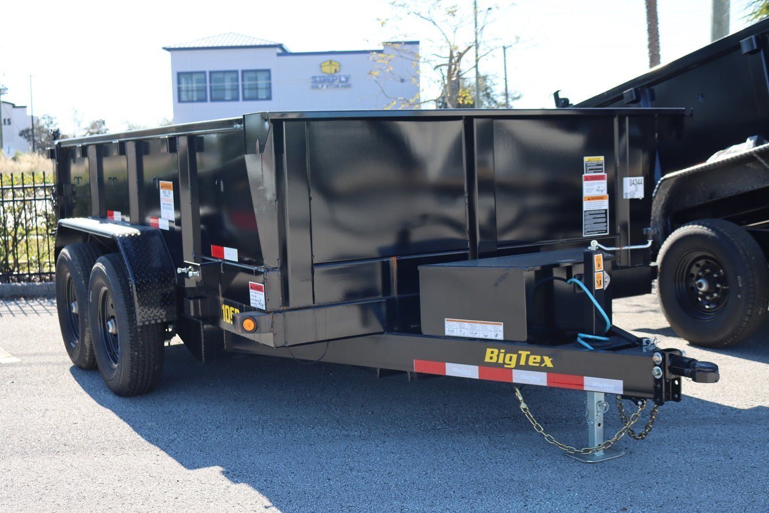 IMG_7846 12 Foot Big Tex Pro Series Tandem Axle Single Ram with Spreader Gate Black Dump Trailer (10SR-12XLBK6SIR)